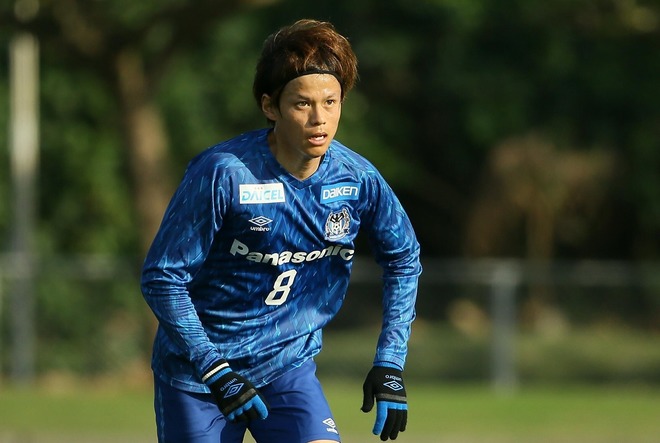 G大阪 J1開幕戦で小野瀬康介が 偉業 を達成 800ゴールを8番が決めて8年ぶりに勝つ サッカーダイジェストweb G大阪 J1開幕戦で小野瀬康介が 偉業 を達成 800ゴールを8番が決めて8年ぶりに勝つ サッカーダイジェストweb