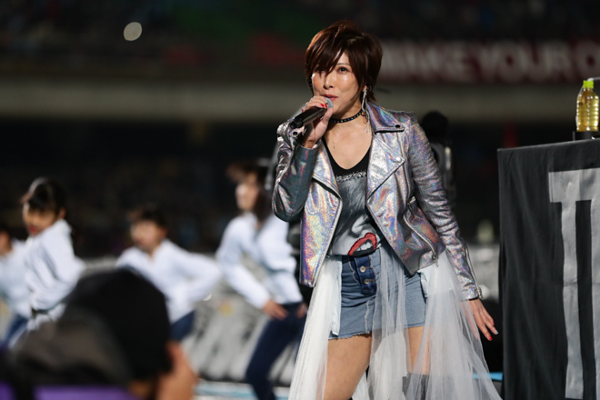 Trf Photo ボーイミーツガール サバイバルダンス 等々力を一つにしたyu Kiとdj Koo サッカーダイジェストweb