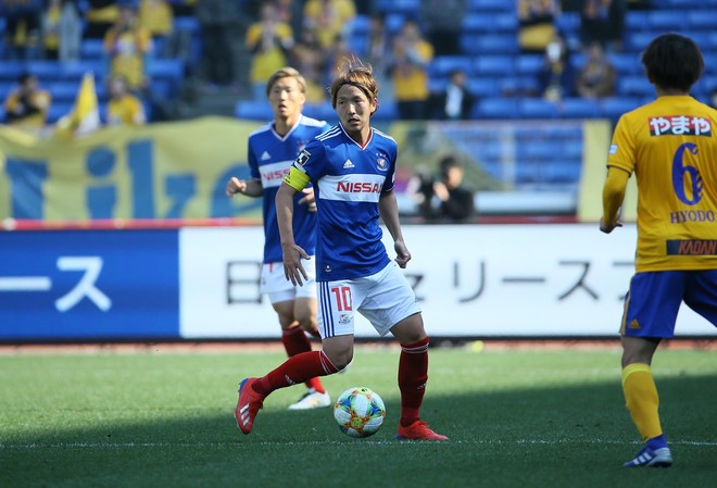 横浜 自分の中で熟知し始めてきている 新10番 主将 天野純の充実 サッカーダイジェストweb 横浜 自分の中で熟知し始めてきている 新10番 主将 天野純の充実 サッカーダイジェストweb