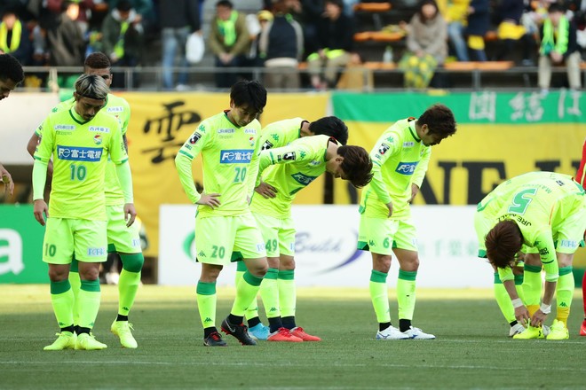 J2まとめ 琉球は首位キープもドローで開幕5連勝ならず 一方 新体制初陣の千葉は サッカーダイジェストweb J2まとめ 琉球は首位キープもドローで開幕5連勝ならず 一方 新体制初陣の千葉は サッカーダイジェストweb