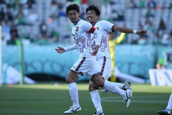不屈の琉球 が執念の一撃で引き分けに持ち込む 首位の山形は勝点1を掴むも J2まとめ サッカーダイジェストweb 不屈の琉球 が執念の一撃で引き分けに持ち込む 首位の山形は勝点1を掴むも J2まとめ サッカーダイジェストweb