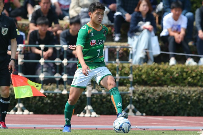 U 18高円宮杯プレミアリーグ Eastは青森山田の注目1年生が躍動 Westは京都u 18が開幕2連勝 サッカーダイジェストweb U 18高円宮杯プレミアリーグ Eastは青森山田の注目1年生が躍動 Westは京都u 18が開幕2連勝 サッカーダイジェストweb