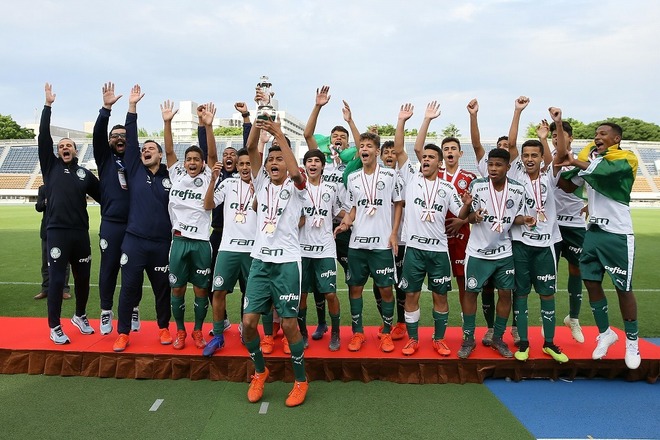 パルメイラスが 19東京国際ユース U 14 サッカー大会 2連覇を達成 日本勢最高位は東京都トレセン選抜 サッカーダイジェストweb パルメイラスが 19東京国際ユース U 14 サッカー大会 2連覇を達成 日本勢最高位は東京都トレセン選抜 サッカーダイジェストweb