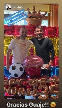 Photo 世界中の名手からイニエスタに届いた 誕生日メッセージ を一挙総覧 自宅パーティーでの巨大装飾も サッカーダイジェストweb