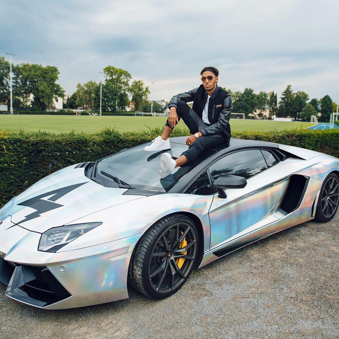 Photo 超豪華なスーパーカーばかり アーセナルの絶対エース オーバメヤンの愛車コレクションを一挙公開 サッカーダイジェストweb Photo 超豪華なスーパーカーばかり アーセナルの絶対エース オーバメヤンの愛車コレクションを一挙公開 サッカーダイジェストweb