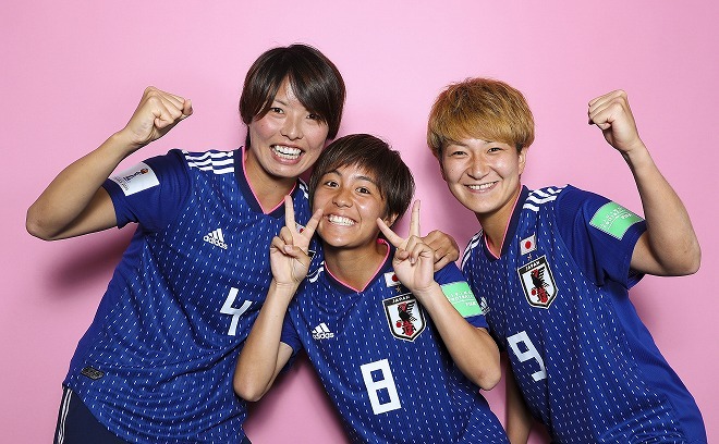 岩渕真奈 熊谷紗希 清水梨紗 長谷川唯 お茶目でラブリーな なでしこジャパン の素顔が見えるfifa公式ポートレートはこちら サッカーダイジェストweb