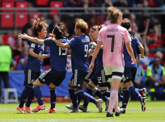 女子w杯 なでしこジャパン ３大会連続の決勝ｔ進出が確定 首位突破を懸けていざイングランド戦へ サッカーダイジェストweb