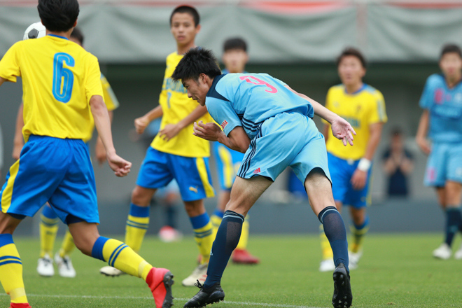 インターハイ予選 埼玉 西武台3 2聖望学園 一時は同点に追いつかれるも西武台9番谷がハットトリックで全国へ サッカーダイジェストweb インターハイ予選 埼玉 西武台3 2聖望学園 一時は同点に追いつかれるも西武台9番谷がハットトリックで全国へ サッカーダイジェストweb