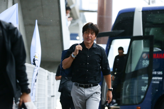 磐田 辞任を決めてから一度だけ 名波浩は泣いた 今日の朝 ちょっと サッカーダイジェストweb 磐田 辞任を決めてから一度だけ 名波浩は泣いた 今日の朝 ちょっと サッカーダイジェストweb
