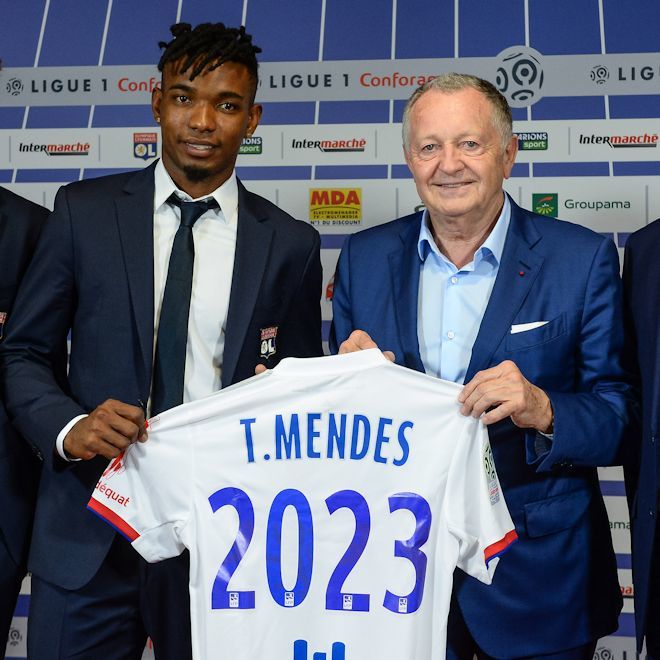 リヨンが“リール躍進の立役者”チアゴ・メンデスを獲得!ヌドンベレの後釜となるMFを28億円で確保 サッカーダイジェストWeb