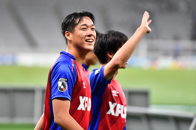 Fc東京 Photo ホームで着実に勝ち点３を上積み 笑顔でサポーターの声援に応えるイレブン サッカーダイジェストweb