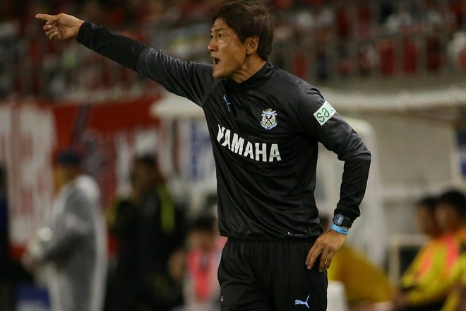 磐田が鈴木新監督の采配的中で最下位脱出 直接対決を落とした松本は前田大然の幻のゴールが サッカーダイジェストweb 磐田が鈴木新監督の采配的中で最下位脱出 直接対決を落とした松本は前田大然の幻のゴールが サッカーダイジェストweb