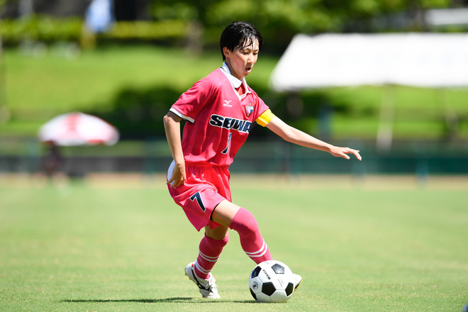 聖和学園fw 11番 櫻庭琴乃 Mf 7番 宮田あすか Photo 攻撃を支えるw大黒柱 チームの心臓とゴールハンターをピックアップ サッカー ダイジェストweb 聖和学園fw 11番 櫻庭琴乃 Mf 7番 宮田あすか Photo 攻撃を支えるw大黒柱 チームの心臓とゴールハンターをピックアップ サッカー ダイジェストweb