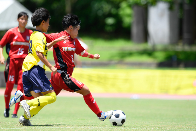 日ノ本学園mf ６番 上田佳奈 Fw １０番 古賀花野 Photo チームを支えるダイナモ Fwへのコンバートで覚醒した点取り屋の厳選photo サッカーダイジェストweb