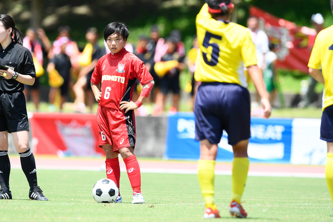 日ノ本学園mf ６番 上田佳奈 Fw １０番 古賀花野 Photo チームを支えるダイナモ Fwへのコンバートで覚醒した点取り屋の厳選photo サッカーダイジェストweb