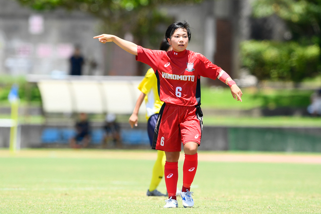 日ノ本学園mf ６番 上田佳奈 Fw １０番 古賀花野 Photo チームを支えるダイナモ Fwへのコンバートで覚醒した点取り屋の厳選photo サッカーダイジェストweb