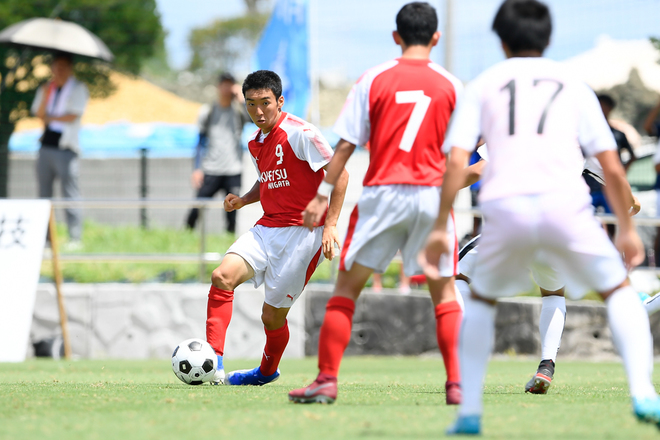 北越高校fw 9番 庄内碧 Photo 意地の1発 圧倒的な推進力で攻撃を牽引した北越のエース サッカーダイジェストweb 北越高校fw 9番 庄内碧 Photo 意地の1発 圧倒的な推進力で攻撃を牽引した北越のエース サッカーダイジェストweb