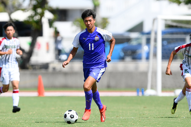 富山第一強力2トップ Photo 鈴木崚加 9番 碓井聖生 11番 がフィジカルを活かし相手dfを押し込む サッカーダイジェストweb 富山第一強力2トップ Photo 鈴木崚加 9番 碓井聖生 11番 がフィジカルを活かし相手dfを押し込む サッカーダイジェストweb