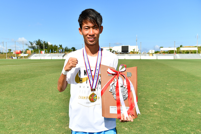 桐光学園fw 11番 神田洸樹 Photo ラストプレーで劇的決勝弾を叩き込む 桐光学園に悲願の初優勝をもたらす サッカーダイジェストweb