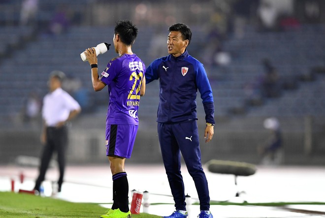 ボール支配率78パーセントも ポゼッションを極めるサンガはカウンターとどう付き合うべきか サッカーダイジェストweb ボール支配率78パーセントも ポゼッションを極めるサンガはカウンターとどう付き合うべきか サッカーダイジェストweb