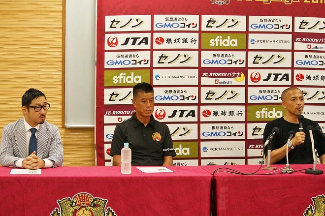 小野伸二の胸に刺さったfc琉球会長の言葉 稀代の名手に沖縄への移籍を決意させた野望とは何か サッカーダイジェストweb 小野伸二の胸に刺さったfc琉球会長の言葉 稀代の名手に沖縄への移籍を決意させた野望とは何か サッカーダイジェストweb