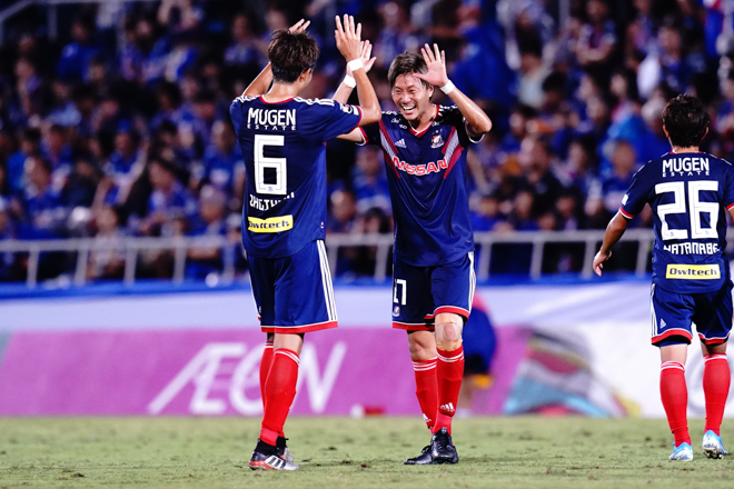 Photo 祝 仲川10ゴール 3連勝で首位に迫る横浜fmの喜びギャラリー サッカーダイジェストweb Photo 祝 仲川10ゴール 3連勝で首位に迫る横浜fmの喜びギャラリー サッカーダイジェストweb