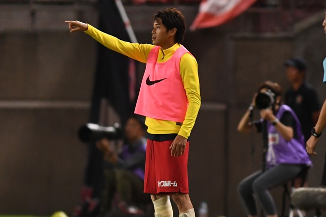 鹿島 試合前のロッカールーム 内田篤人はどんな言葉でチームを鼓舞したのか サッカーダイジェストweb 鹿島 試合前のロッカールーム 内田篤人はどんな言葉でチームを鼓舞したのか サッカーダイジェストweb