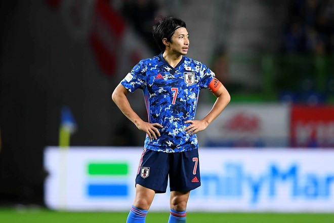 キャプテン柴崎岳が 全責任は僕にある と4失点の大敗を振り返る サッカーダイジェストweb