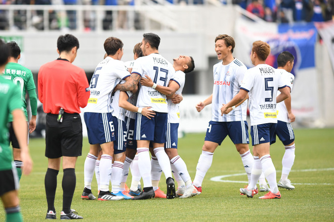 特集photo 今節のハイライトを ベストスマイル ショット で振り返る ｊ１第32節 ｊ２第42節編 サッカーダイジェストweb