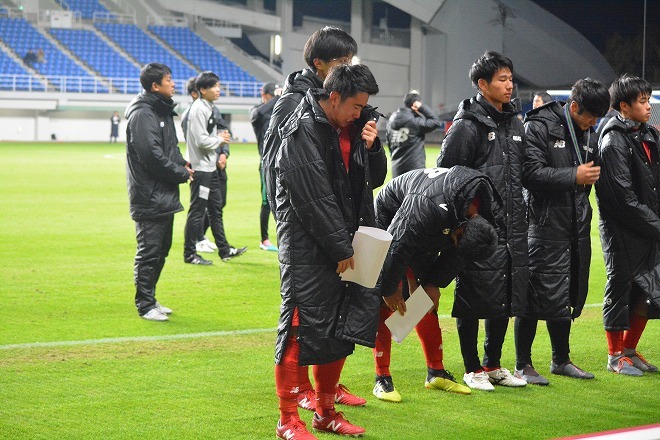 名門 東福岡が予選敗退 鹿島入団内定の逸材アタッカーが もう一度 スタンドに歩み寄ったワケ サッカーダイジェストweb