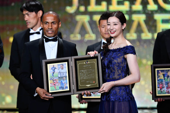 19jリーグアウォーズphoto 功労選手賞編 日本サッカー発展に貢献 偉大なレジェンドが一挙受賞 サッカーダイジェストweb 19jリーグアウォーズphoto 功労選手賞編 日本サッカー発展に貢献 偉大なレジェンドが一挙受賞 サッカーダイジェストweb
