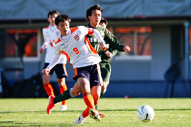 選手権photo 専大北上０ ５pk６ ０国学院久我山 数的不利も 粘り強さを見せた国学院久我山がpk戦を制す サッカーダイジェストweb