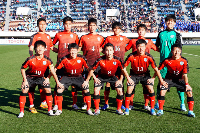 選手権photo 徳島市立１ ０筑陽学園 まさに鉄壁 Gk中川を中心に相手のパワープレーを防ぎ切り準々決勝進出 サッカーダイジェストweb