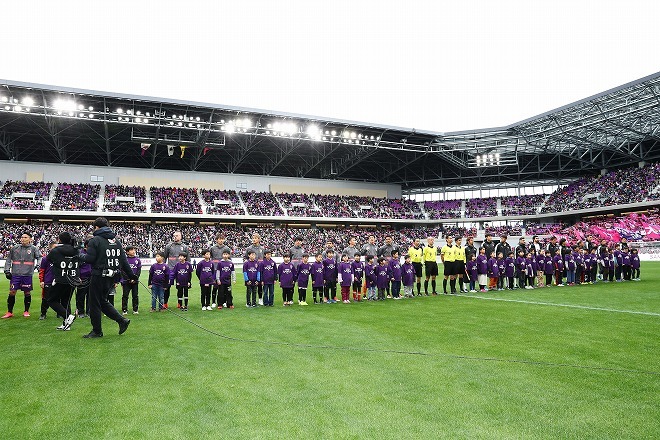 まるでプレミアリーグみたい 京都新スタ こけら落としで聞かれた称賛と 嬉しい悩み サッカーダイジェストweb まるでプレミアリーグみたい 京都新スタ こけら落としで聞かれた称賛と 嬉しい悩み サッカーダイジェストweb