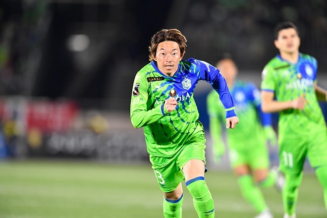 J1採点 寸評 湘南2 3浦和 値千金の決勝点を決めた関根を高評価 興梠 レオ も好印象 サッカーダイジェストweb J1採点 寸評 湘南2 3浦和 値千金の決勝点を決めた関根を高評価 興梠 レオ も好印象 サッカーダイジェストweb