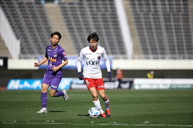 J1採点 寸評 広島3 0鹿島 3発快勝の立役者は広島の新10番 鹿島は高卒ルーキーが孤軍奮闘 サッカーダイジェストweb J1採点 寸評 広島3 0鹿島 3発快勝の立役者は広島の新10番 鹿島は高卒ルーキーが孤軍奮闘 サッカーダイジェストweb