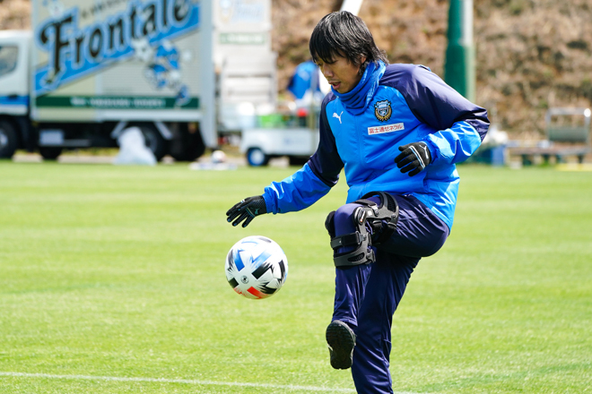 川崎フロンターレphoto 集中した カッコイイ 表情に注目 リーグ再開に向け汗を流す選手たち サッカーダイジェストweb