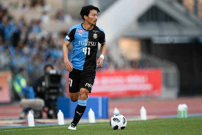 Photo 攻撃的サッカーで17 18年リーグ連覇を達成 川崎フロンターレの歴代ユニホームを一挙振り返り サッカーダイジェストweb