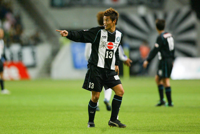 Photo ヴィッセル神戸の歴史を彩った名手たちと歴代ユニホームを厳選ショットで一挙紹介 サッカーダイジェストweb Photo ヴィッセル神戸の歴史を彩った名手たちと歴代ユニホームを厳選ショットで一挙紹介 サッカーダイジェストweb