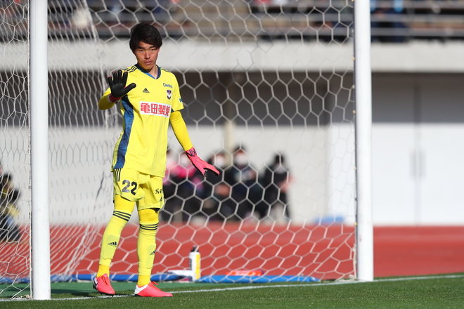 新潟 U 23日本代表gk小島亨介が左脛骨を疲労骨折 全治約３か月 サッカーダイジェストweb