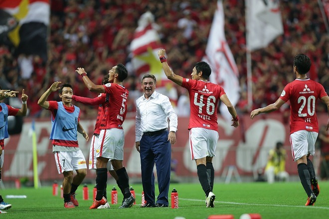 興梠慎三が選ぶj歴代最強チーム 数字が強さを物語る ミシャのサッカーがハマって負ける気がしなかった サッカーダイジェストweb 興梠慎三が選ぶj歴代最強チーム 数字が強さを物語る ミシャのサッカーがハマって負ける気がしなかった サッカーダイジェストweb