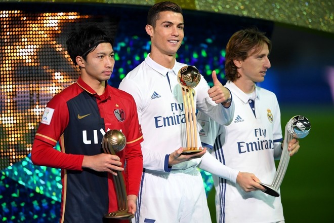 ゾクゾクした 3ショットがエグい 鹿島が4年前のcwc決勝を回顧 マドリーとの激闘のリバイバルにファン興奮 サッカーダイジェストweb ゾクゾクした 3ショットがエグい 鹿島が4年前のcwc決勝を回顧 マドリーとの激闘のリバイバルにファン興奮 サッカーダイジェストweb