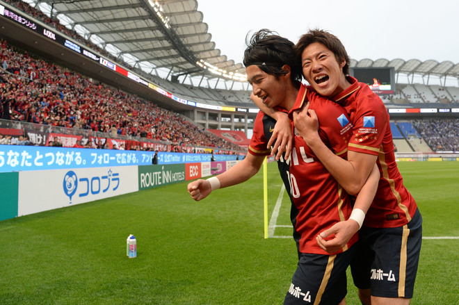 柴崎岳 この一枚 伝統の 10番 を背負い 世界への扉を開いた16年 サッカーダイジェストweb 柴崎岳 この一枚 伝統の 10番 を背負い 世界への扉を開いた16年 サッカーダイジェストweb