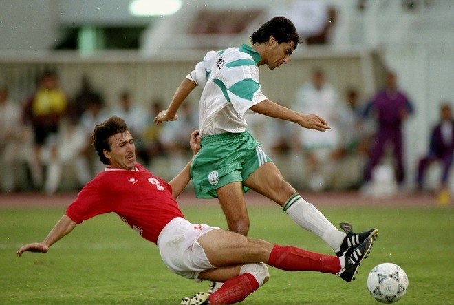 ドーハの悲劇 を戦った元イラク代表fwが56歳で死去 新型コロナウイルス感染症で サッカーダイジェストweb ドーハの悲劇 を戦った元イラク代表fwが56歳で死去 新型コロナウイルス感染症で サッカーダイジェストweb