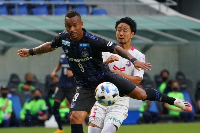 極度の拙攻でダービー完敗 ガンバ大阪が抱える 難問 に最適解はあるのか サッカーダイジェストweb
