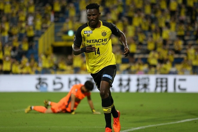 オルンガがハットトリック 江坂が 美しい 2アシスト 柏が仙台を5 1で下して3連勝 サッカーダイジェストweb オルンガがハットトリック 江坂が 美しい 2アシスト 柏が仙台を5 1で下して3連勝 サッカーダイジェストweb
