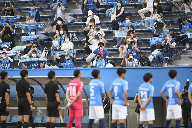 横浜fc サポーターのガイドラインに反する 大声 飲酒行為 を報告 迷惑行為 として８月から警備強化へ サッカーダイジェストweb
