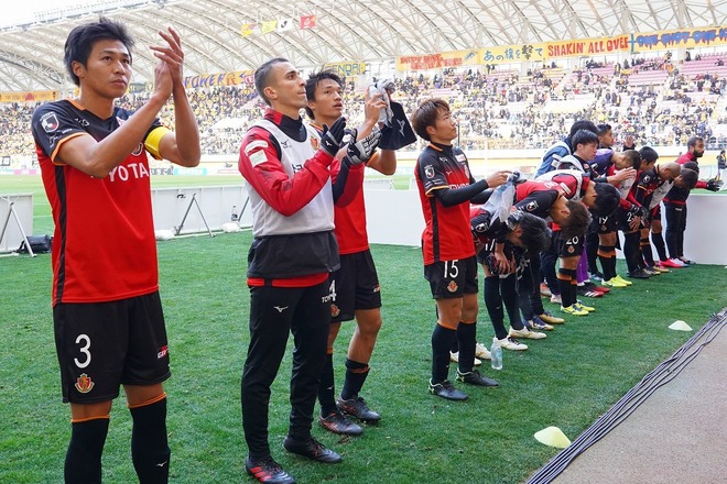 コロナ騒動に揺れた名古屋のいま 柏戦に向けた クラブの努力 と 萎えない闘志 サッカーダイジェストweb コロナ騒動に揺れた名古屋のいま 柏戦に向けた クラブの努力 と 萎えない闘志 サッカーダイジェストweb