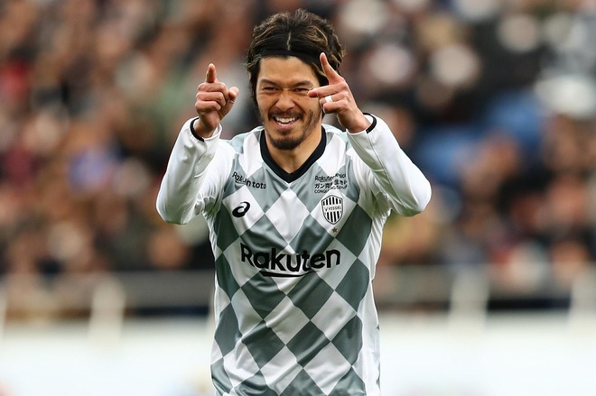 神戸が山口蛍の2発などで見ごたえ抜群の打ち合いを制す 札幌は開幕節以来の敗戦に サッカーダイジェストweb