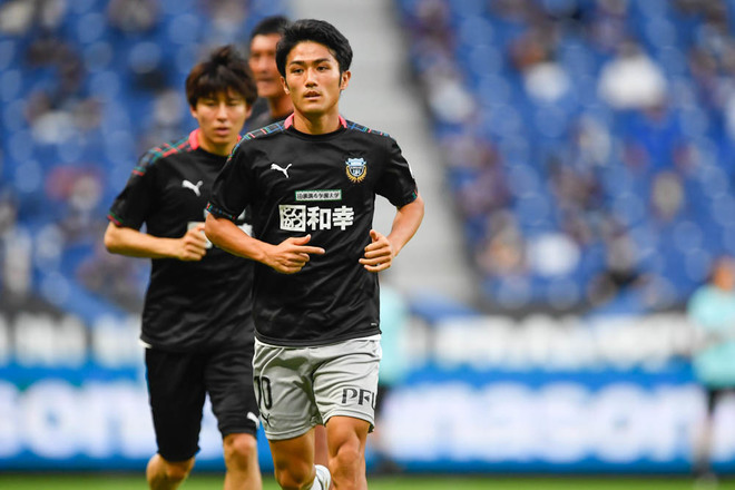 Photo あなたはどのデザインが好み 年j1全18クラブのトレーニングウェアを一挙紹介 サッカーダイジェストweb Photo あなたはどのデザインが好み 年j1全18クラブのトレーニングウェアを一挙紹介 サッカーダイジェストweb